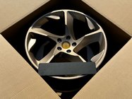 Ferrari SF90 Stradale Cerchi forgiati OEM R20 V2 (set da 4) foto 2
