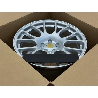 Cerchi forgiati OEM R19 V2 (Set da 4) foto 4