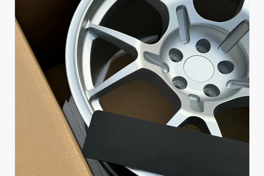 Ford GT 2003–2006 Cerchi forgiati OEM R20 (Set da 4) Foto 8