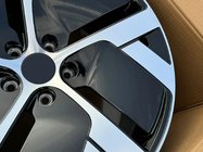 Lucid Air Cerchi forgiati OEM R19 V3 (set di 4) foto 9
