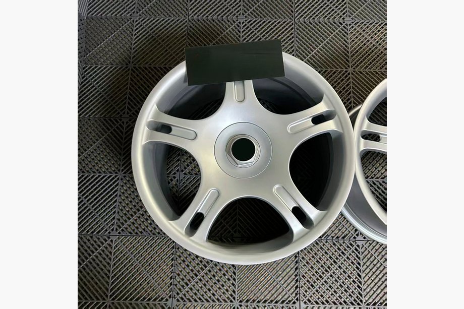 McLaren Artura Cerchi forgiati OEM R19 R20 (Set di 4) Foto 5
