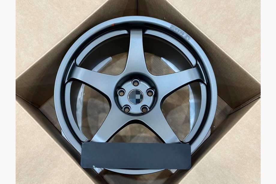 McLaren 765LT Cerchi forgiati OEM R19 R20 V2 (Set da 4) Image