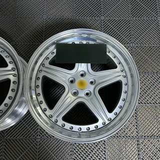 Cerchi forgiati OEM R19 (Set da 4) foto 1