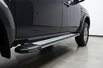 Mazda BT-50 2007-2012 Pedane Laterali Rainbow (2 pz, Alluminio) foto 1