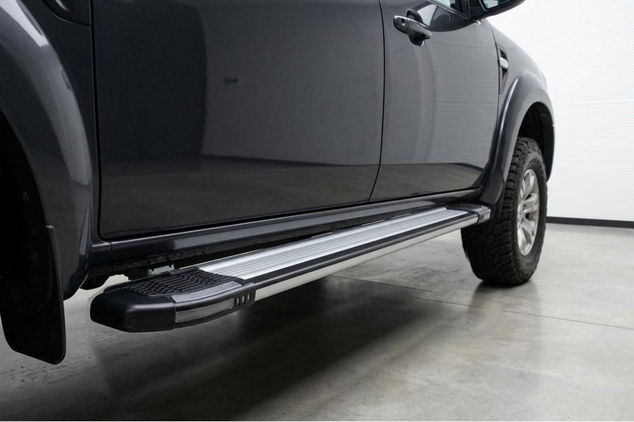 Mazda BT-50 2007-2012 Pedane Laterali Rainbow (2 pz, Alluminio) Image