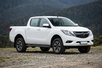 Mazda BT-50 2012- Pedane Laterali Bosphorus Black (2 pz, Alluminio) foto 1