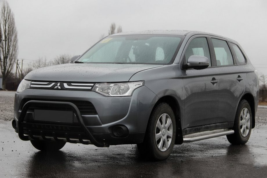 Mitsubishi Outlander 2012-2021 Parabulloni WT004 Nero (Acciaio Inox) Image