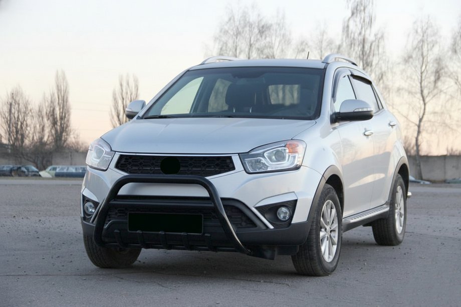 SsangYong Korando 2010-2019 Parabulloni WT003 Nero (Acciaio Inox) Foto 3