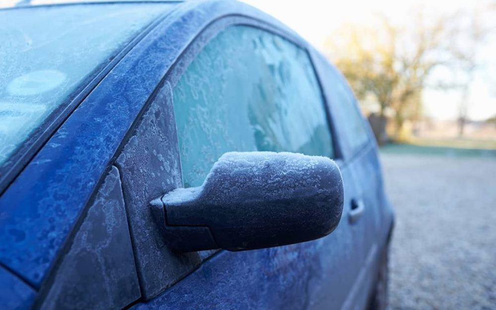 Proteggere la vernice in inverno: cera, ceramica o PPF – quale scegliere?