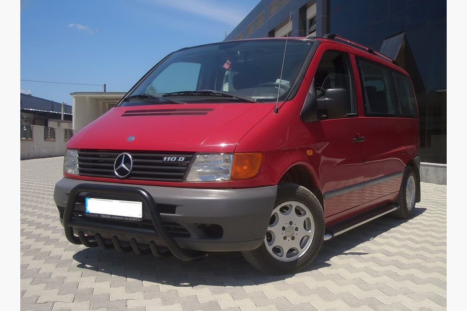 Mercedes Vito W638 1996-2003 Parabulloni WT003 Nero (Acciaio Inox) Foto 3
