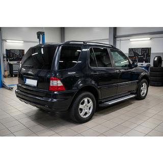 Pedane Laterali Line (2 pz, Alluminio) Mercedes ML W163 1997-2005 foto 1