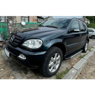 Pedane Laterali Duru (2 pz, Alluminio) Mercedes ML W163 1997-2005 foto 2