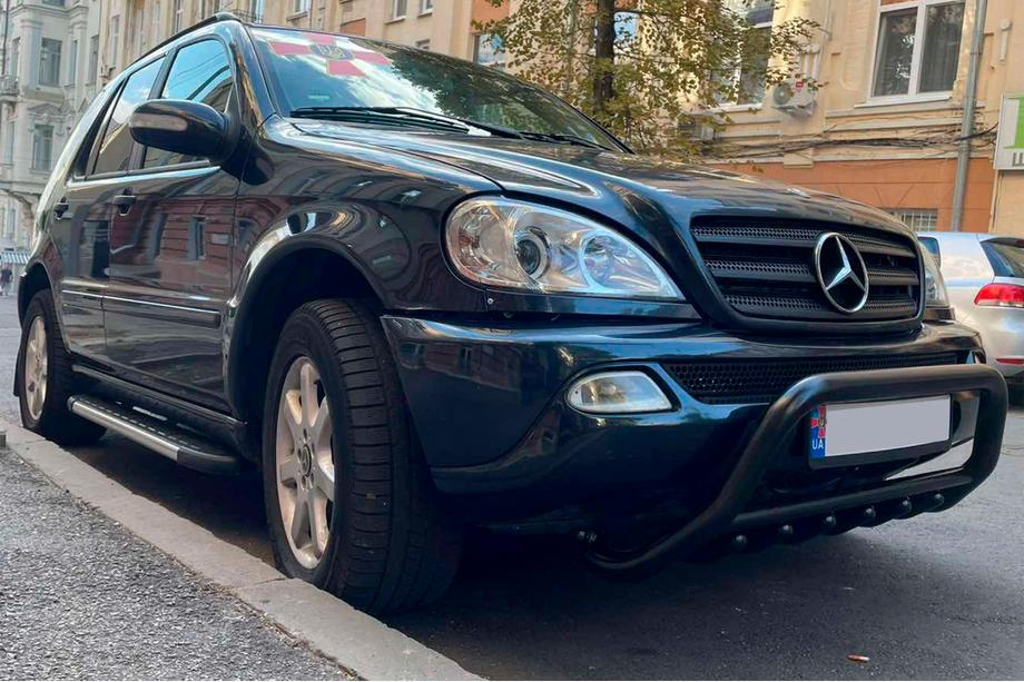 Mercedes ML W163 1997-2005 Pedane Laterali Duru (2 pz, Alluminio) Foto 4