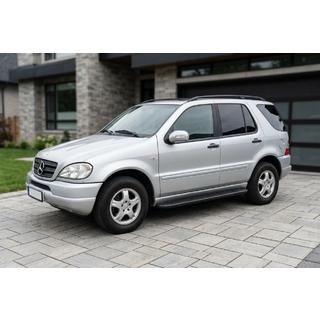 Pedane Laterali Bosphorus Black (2 pz, Alluminio) Mercedes ML W163 1997-2005 foto 1