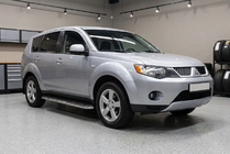 Mitsubishi Outlander 2006-2012 Pedane Laterali Maydos V1 (2 pz, Alluminio e Acciaio Inox) foto 1