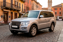 Mitsubishi Pajero Wagon IV 2006-2021 Pedane Laterali Line (2 pz, Alluminio) foto 1