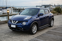 Nissan Juke 2010-2019 Pedane Laterali RedLine Black (2 pz, Alluminio) foto 1