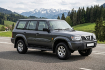 Nissan Patrol Y61 1997-2011 Pedane Laterali Bosphorus Black (2 pz, Alluminio) foto 1