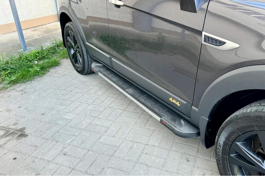 Opel Antara 2006-2017 Pedane Laterali RedLine V1 (2 pz, Alluminio) Image