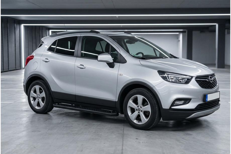 Opel Mokka 2012-2021 Pedane Laterali Allmond Black (2 pz, Alluminio) Image