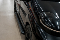 Renault Trafic 2001–2015 Pedane Laterali Allmond Black (2 pz, Alluminio) foto 2