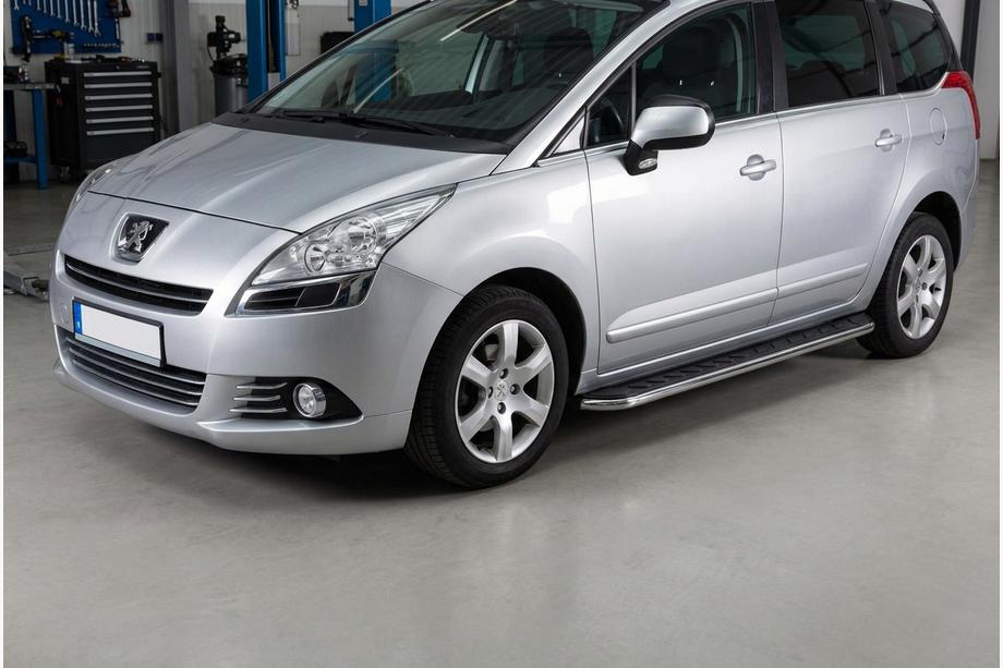 Peugeot 5008 2009-2016 Pedane Laterali Maydos V1 (2 pz, Alluminio e Acciaio Inox) Image