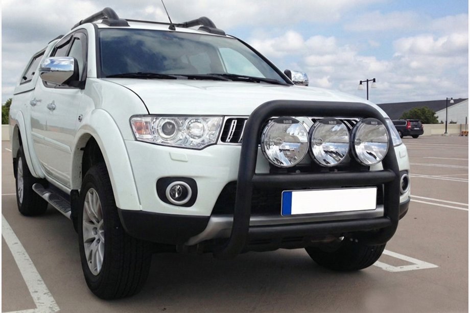 Mitsubishi L200 2006-2015 Parabulloni WT018 Nero (Acciaio Inox) Image