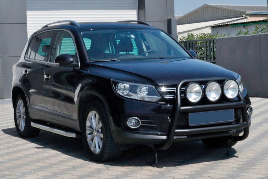 Volkswagen Tiguan 2007-2016 Parabulloni WT018 Nero (Acciaio Inox) Image