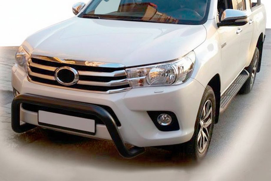 Toyota Hilux 2015- Protezione Anteriore WT009 Nera (Acciaio Inox) Foto 1