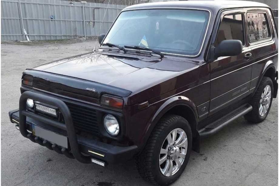 Lada Niva e Urban 1977- Parabulloni QT006 Nero (Acciaio Inox) Foto 2
