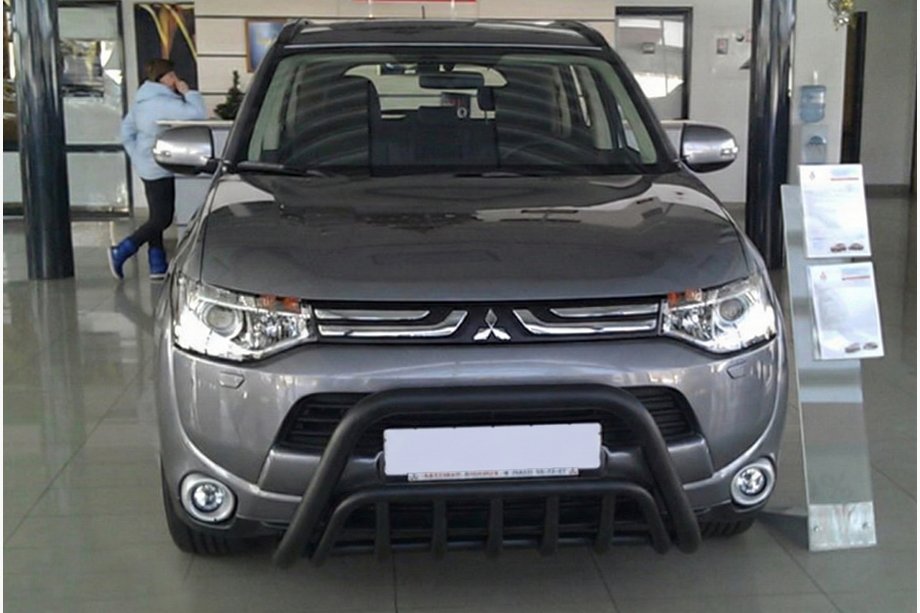 Mitsubishi Outlander 2012-2021 Parabulloni WT002 Nero (Acciaio Inox) Image