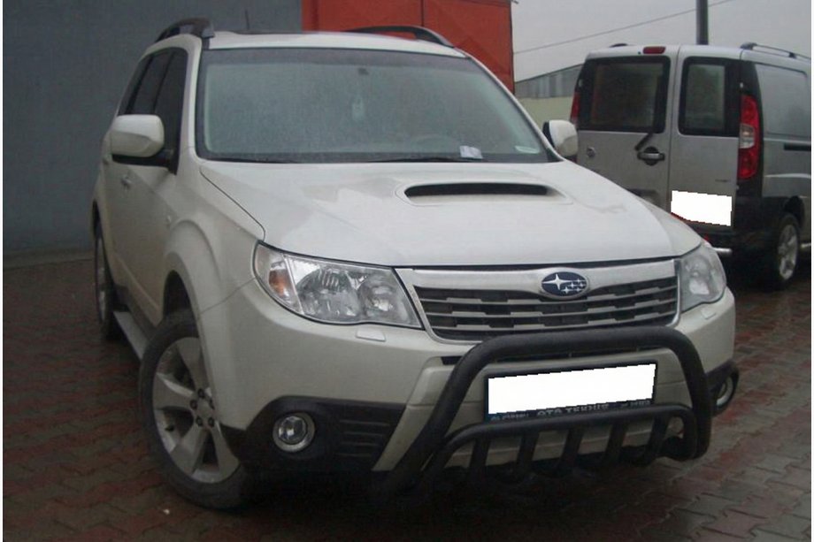 Subaru Forester 2008-2013 Parabulloni WT002 Nero (Acciaio Inox) Foto 3