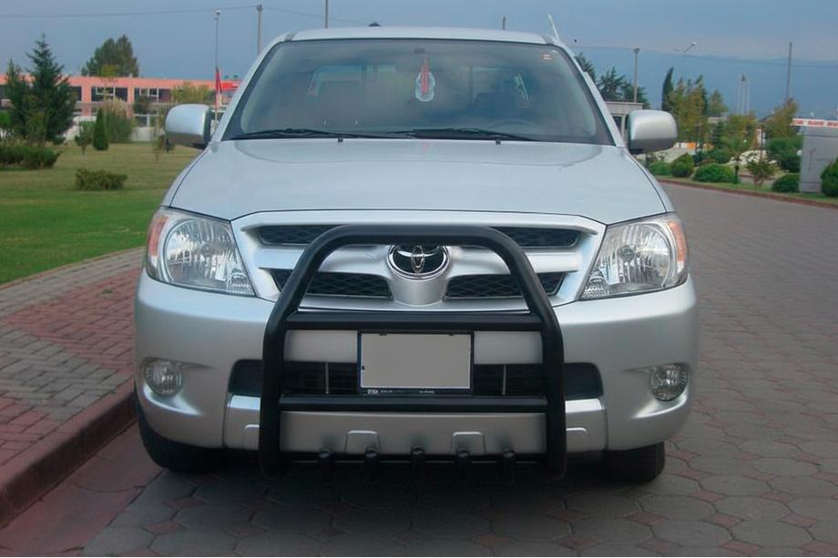 Toyota Hilux 2006-2015 Parabulloni QT007 Nero (Acciaio Inox) Foto 1