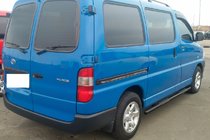 Toyota HiAce Barre Laterali Black (2 pz, acciaio inox) foto 2