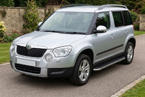 Skoda Yeti 2009-2017 Pedane Laterali Maydos V1 (2 pz, Alluminio e Acciaio Inox) foto 1