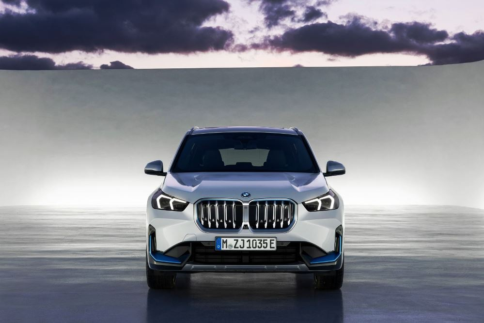 Recensione BMW iX1 (U11): Crossover elettrico compatto premium
