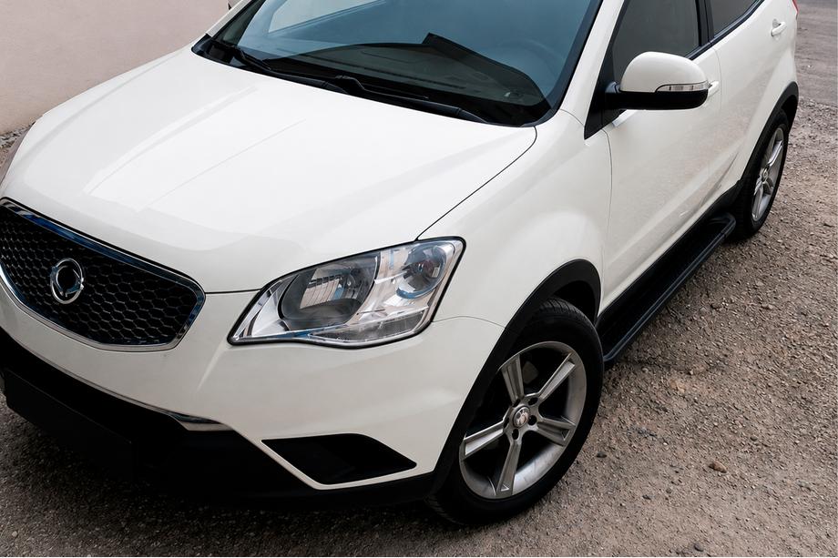 SsangYong Korando 2010-2019 Pedane Laterali Allmond Black (2 pz, Alluminio) Image