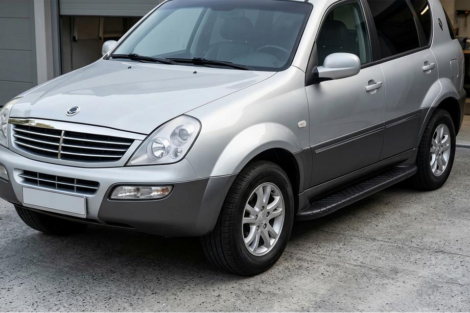 SsangYong Rexton I 2001-2017 Pedane Laterali Bosphorus Black (2 pz, Alluminio) Image