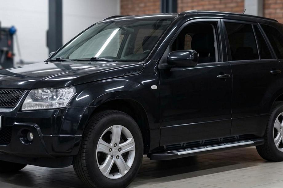 Suzuki Grand Vitara 2005-2017 Pedane Laterali Sunrise (2 pz, Alluminio) Image
