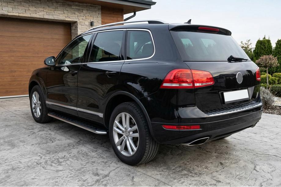Volkswagen Touareg 2010-2018 Pedane Laterali Maydos V1 (2 pz, Alluminio e Acciaio Inox) Image