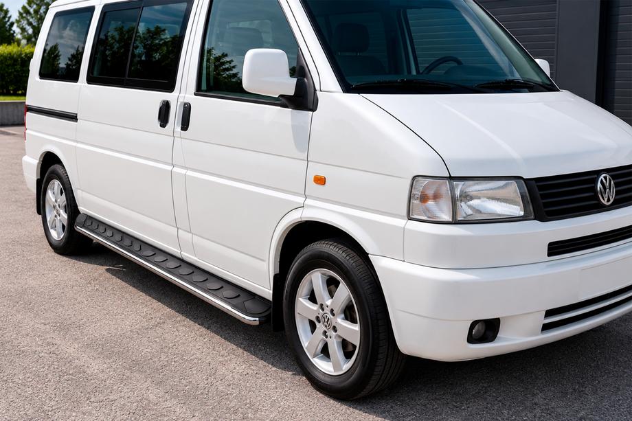Volkswagen T4 Caravelle/Multivan 1990–2003 Pedane Laterali Maydos V1 (2 pz, Alluminio e Acciaio Inox) Image