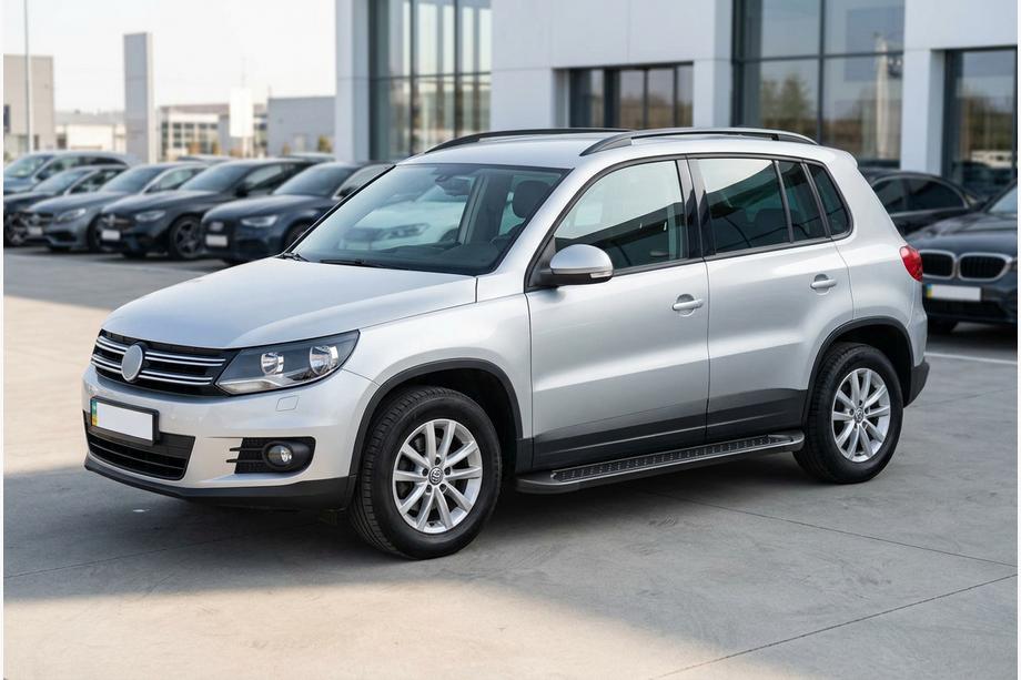 Volkswagen Tiguan 2007-2016 Pedane Laterali Allmond Black (2 pz, Alluminio) Image
