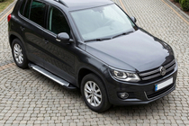 Volkswagen Tiguan 2007-2016 Pedane Laterali Line (2 pz, Alluminio) foto 1