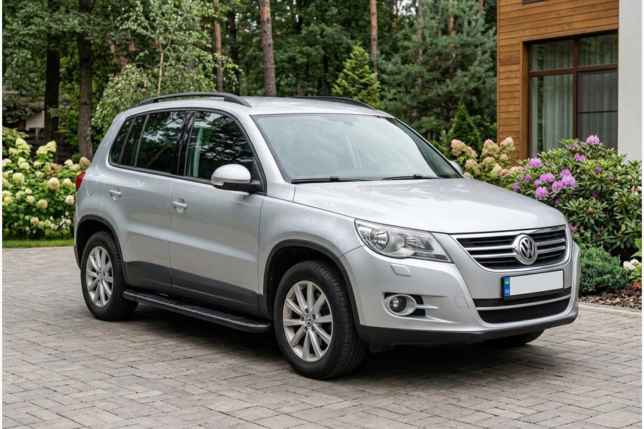 Volkswagen Tiguan 2007-2016 Pedane Laterali Bosphorus Black (2 pz, Alluminio) Image