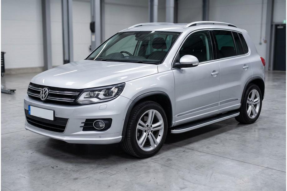 Volkswagen Tiguan 2007-2016 Pedane Laterali Tayga Grey (2 pz, Alluminio) Image