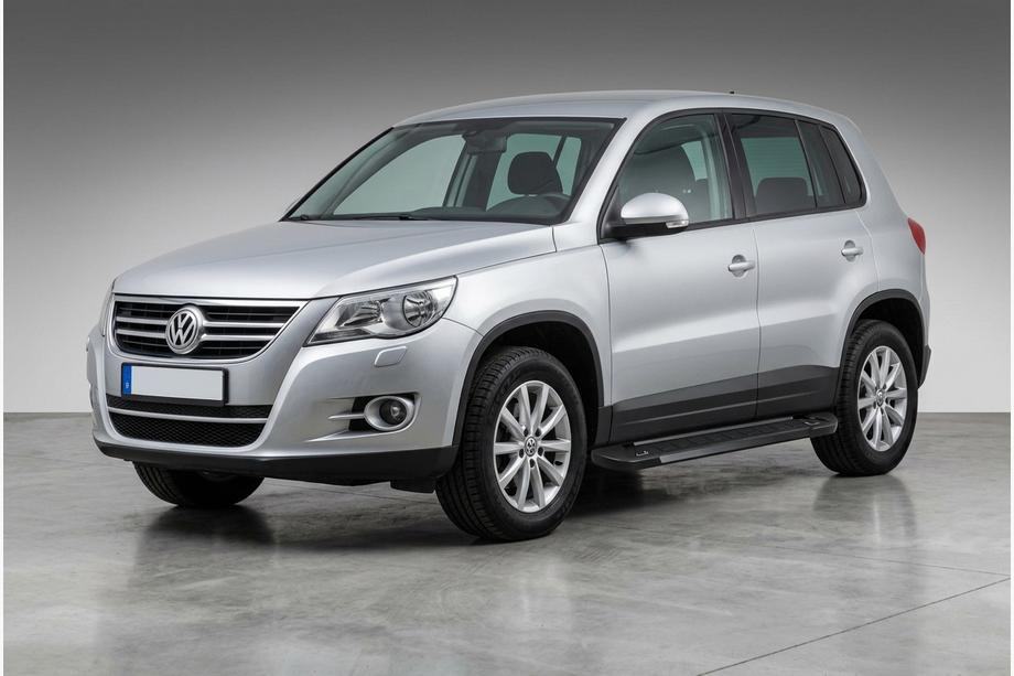 Volkswagen Tiguan 2007-2016 Pedane Laterali RedLine Black (2 pz, Alluminio) Image