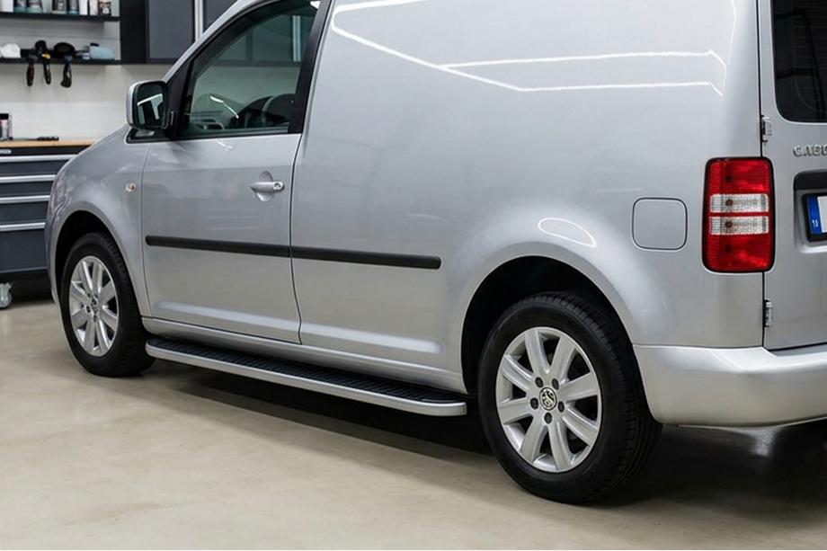Volkswagen Caddy 2010-2015 Pedane Laterali Tayga (2 pz, Alluminio) Image