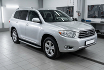 Toyota Highlander 2008-2013 Pedane Laterali Tayga Grey (2 pz, Alluminio) foto 1