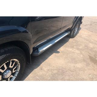 Pedane laterali Allmond Grey (2 pz, alluminio) Toyota Hilux 2006-2015 foto 1