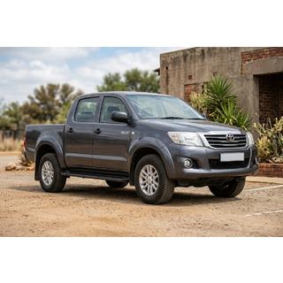 Pedane Laterali Allmond Black (2 pz, Alluminio) Toyota Hilux 2006-2015 foto 1